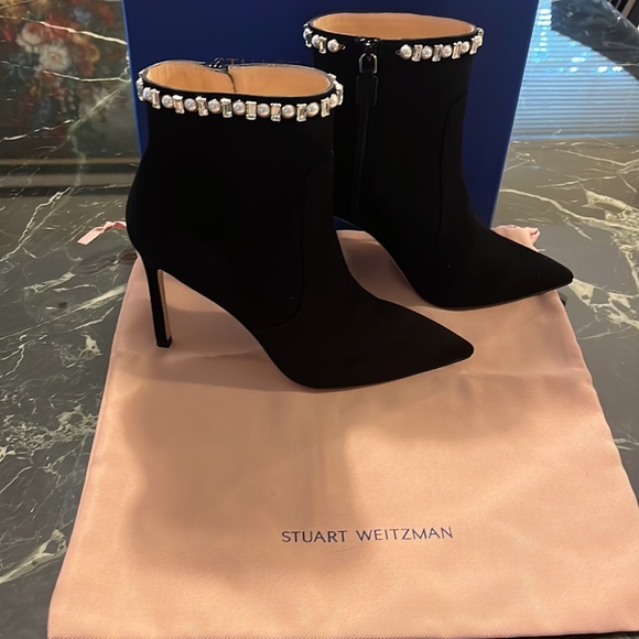 Stuart Weizman Black bootie - Picture 3 of 4